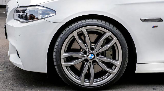 BMW Spark Rim Designs