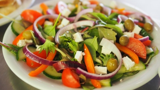 Salad - foods cause gerd