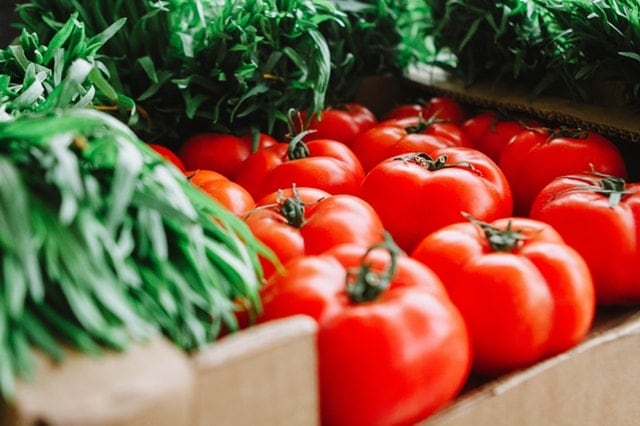 Tomatoes - top acidic foods