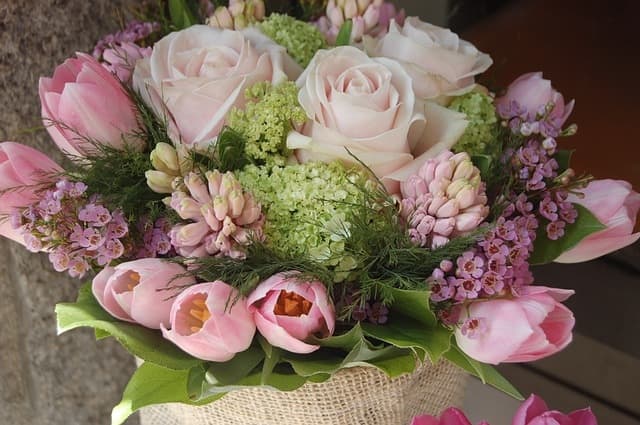 Flower Bouquet - last minute mothers day gift ideas