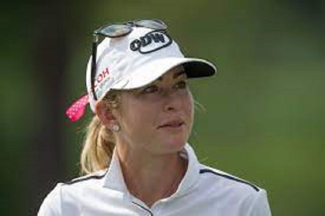 women golf player