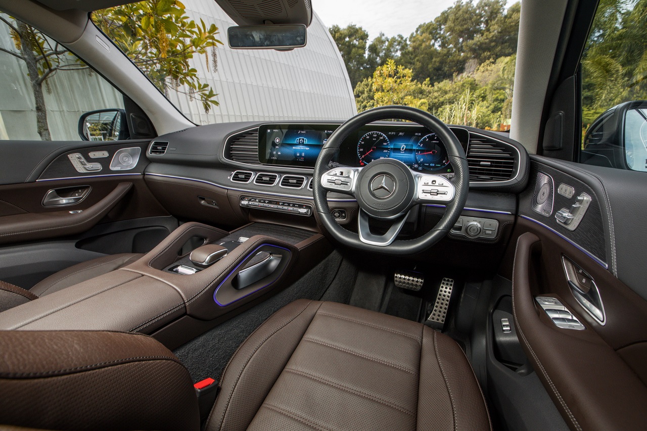 Interior Comfort of Mercedes-Benz GLE450 - mercedes-benz gle 450