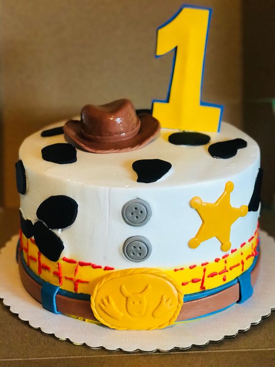 simple toy story cake