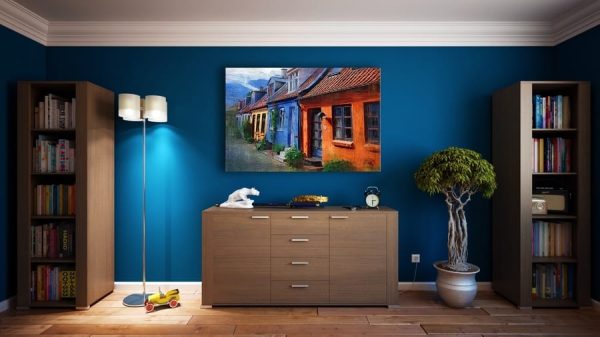 Medium-Blue-Wall-Paint-Color