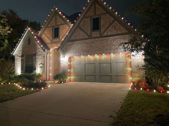 Garage light christmas decorations diy